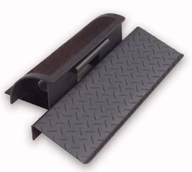 Подставка Body-Solid для приседаний и тренировки икроножных мышц SCB26 Подставка Body-Solid для приседаний и тренировки икроножных мышц SCB26